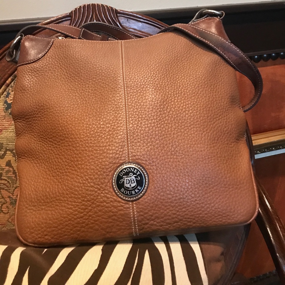 Dooney and Bourke Crossbody or Shoulder purse.